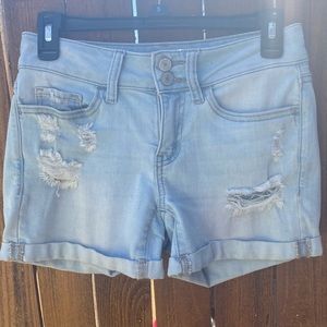 SO Low Rise Favorite Midi size 3 jeans shorts